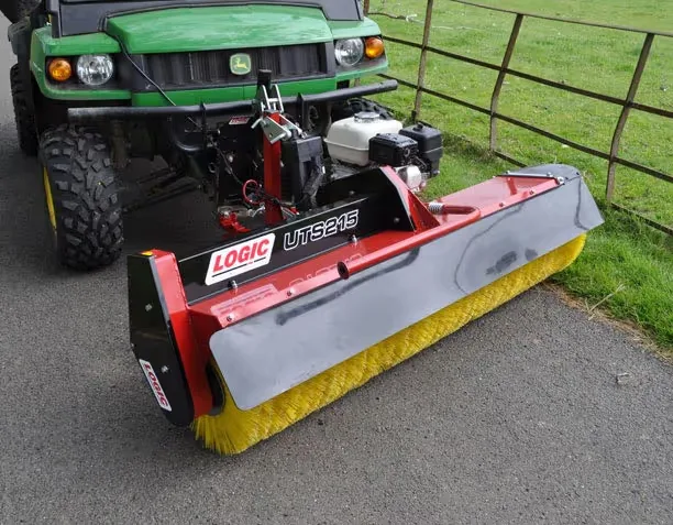 Logic UTV Power Brush UTS215HR (Winter)